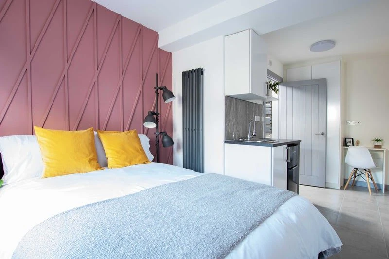 Room in shared accommodation, Princess Avenue, Windsor SL4 | krispyhouse