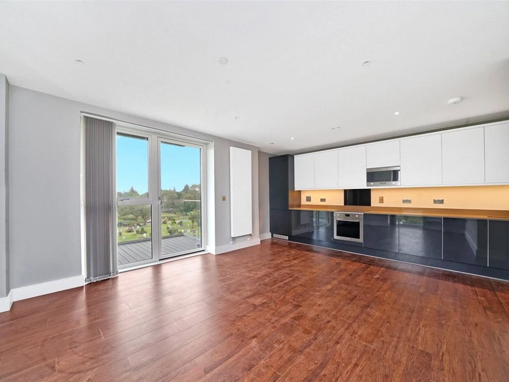 Samuelson House Merrick Road 2 bed flat to rent, Samuelson House, Bridge Road, Southall, Uxbridge ...